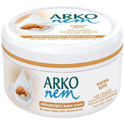 Universal Krem Arko Badam Südü 300 ml